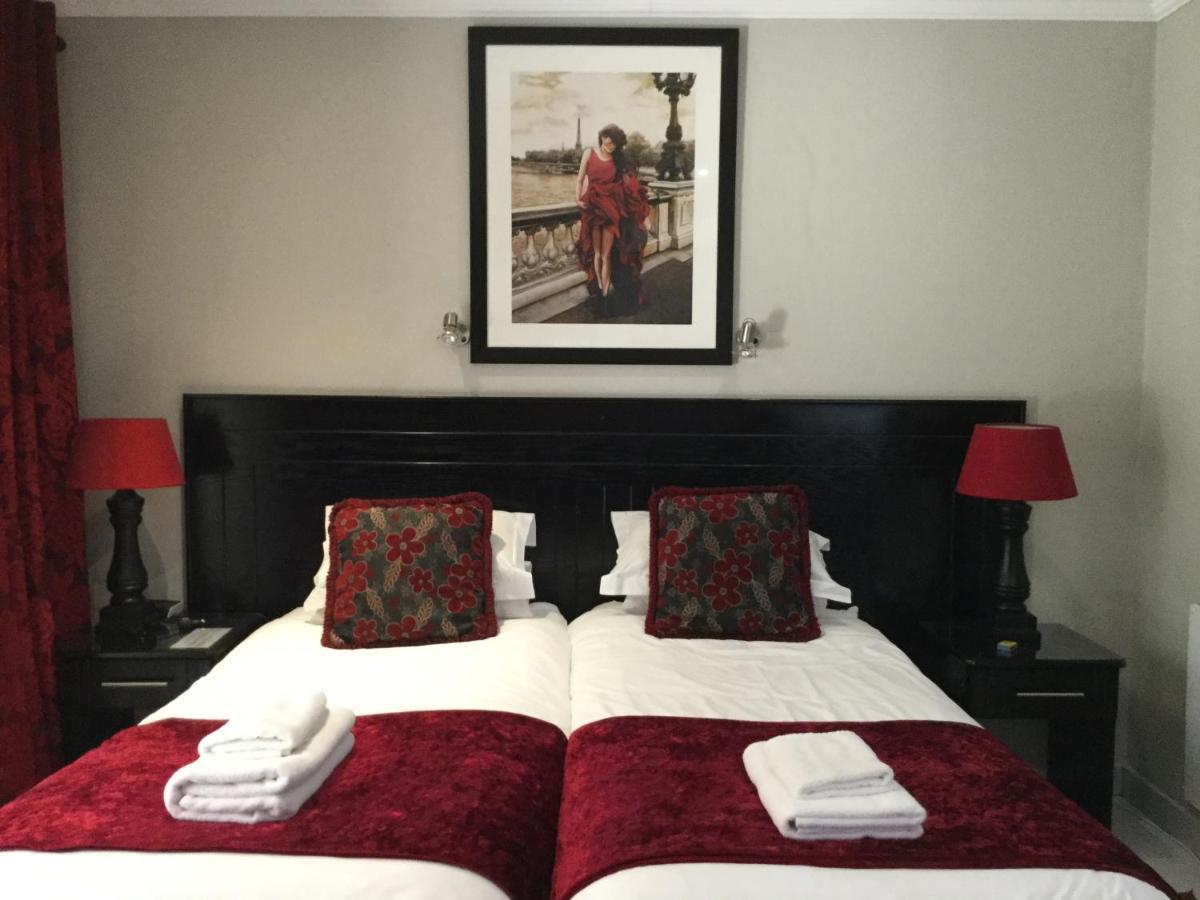 Goodey'S Guesthouse Pretoria-Noord Esterno foto